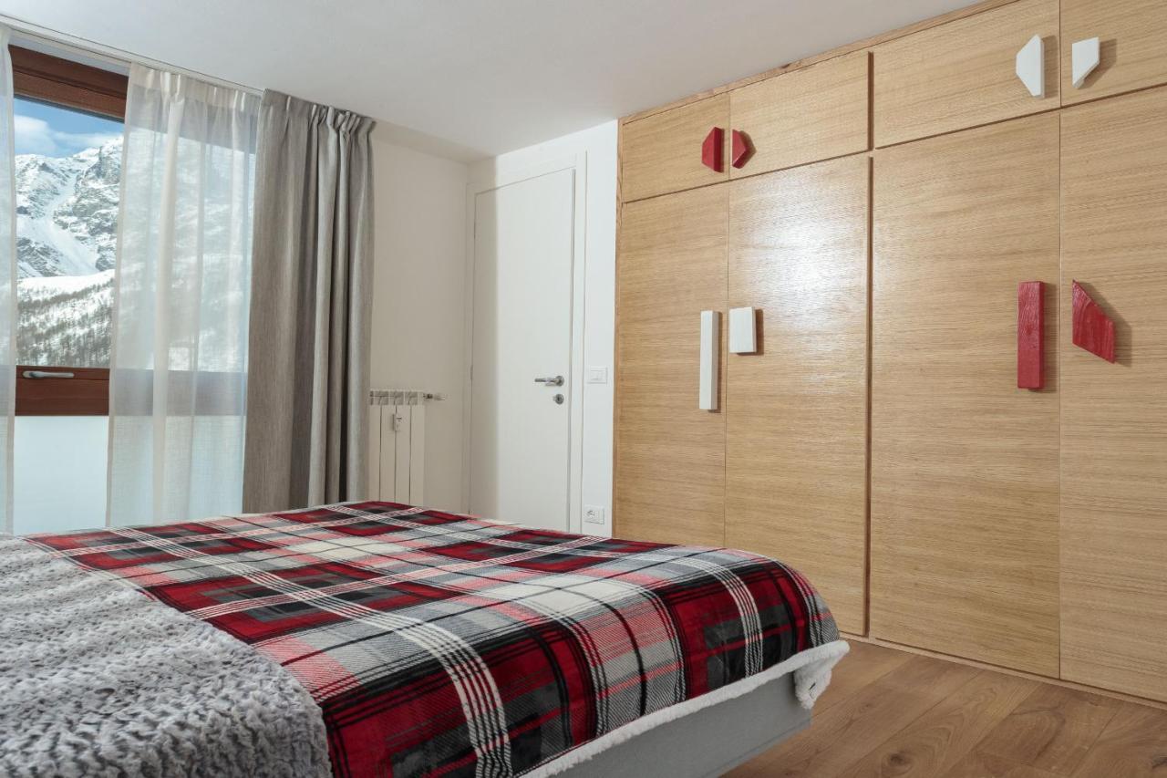 Hellochalet - The One - Garage, Bootdryer, Home Theatre With Subwoofer, Netflix, Hydromassage Turkish Bath Breuil-Cervinia Exteriör bild