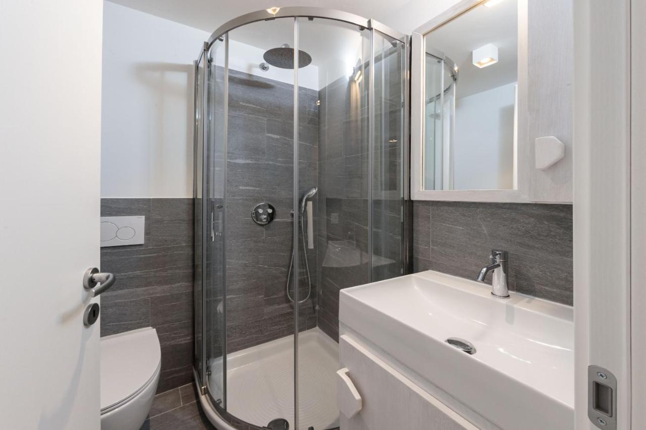 Hellochalet - The One - Garage, Bootdryer, Home Theatre With Subwoofer, Netflix, Hydromassage Turkish Bath Breuil-Cervinia Exteriör bild