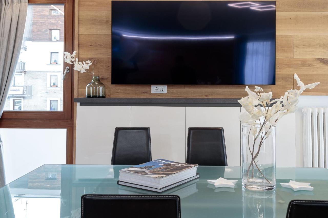 Hellochalet - The One - Garage, Bootdryer, Home Theatre With Subwoofer, Netflix, Hydromassage Turkish Bath Breuil-Cervinia Exteriör bild